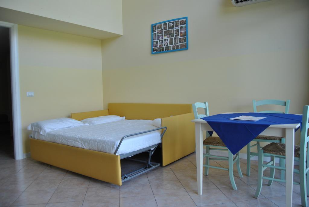 Residence Oasi Del Viandante Lake Como Экстерьер фото