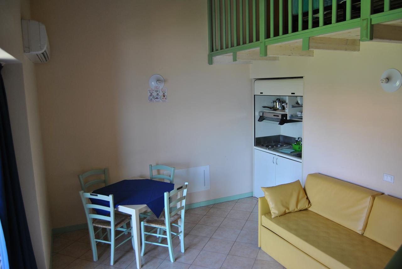 Residence Oasi Del Viandante Lake Como Экстерьер фото